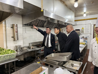 资产经营公司调研校属企业并召开...